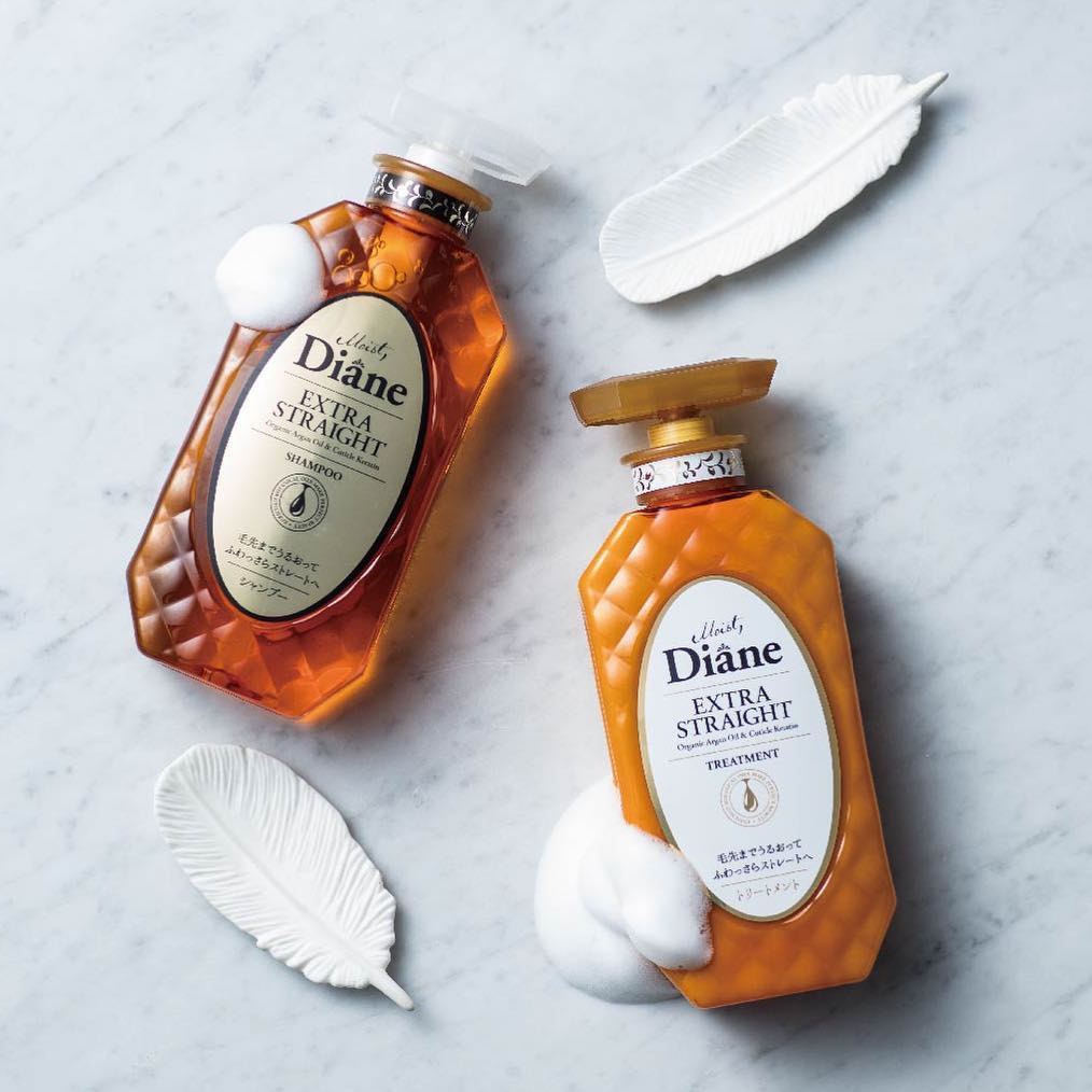 Moist Diane Perfect Beauty Extra SMOOTH & STRAIGHT Shampoo - NatureLab USA