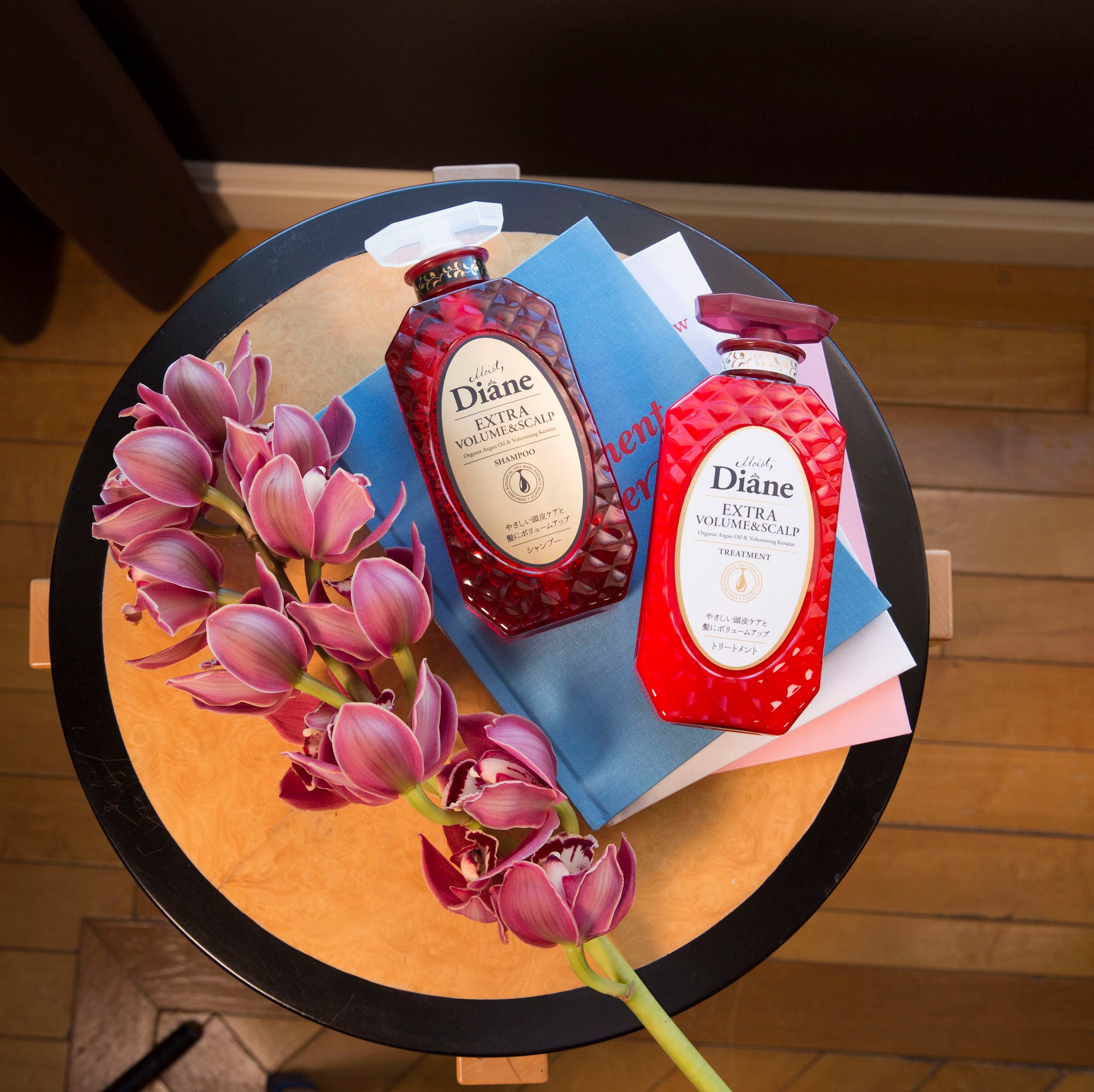 Moist Diane Perfect Beauty Extra VOLUME & SCALP Treatment - NatureLab USA