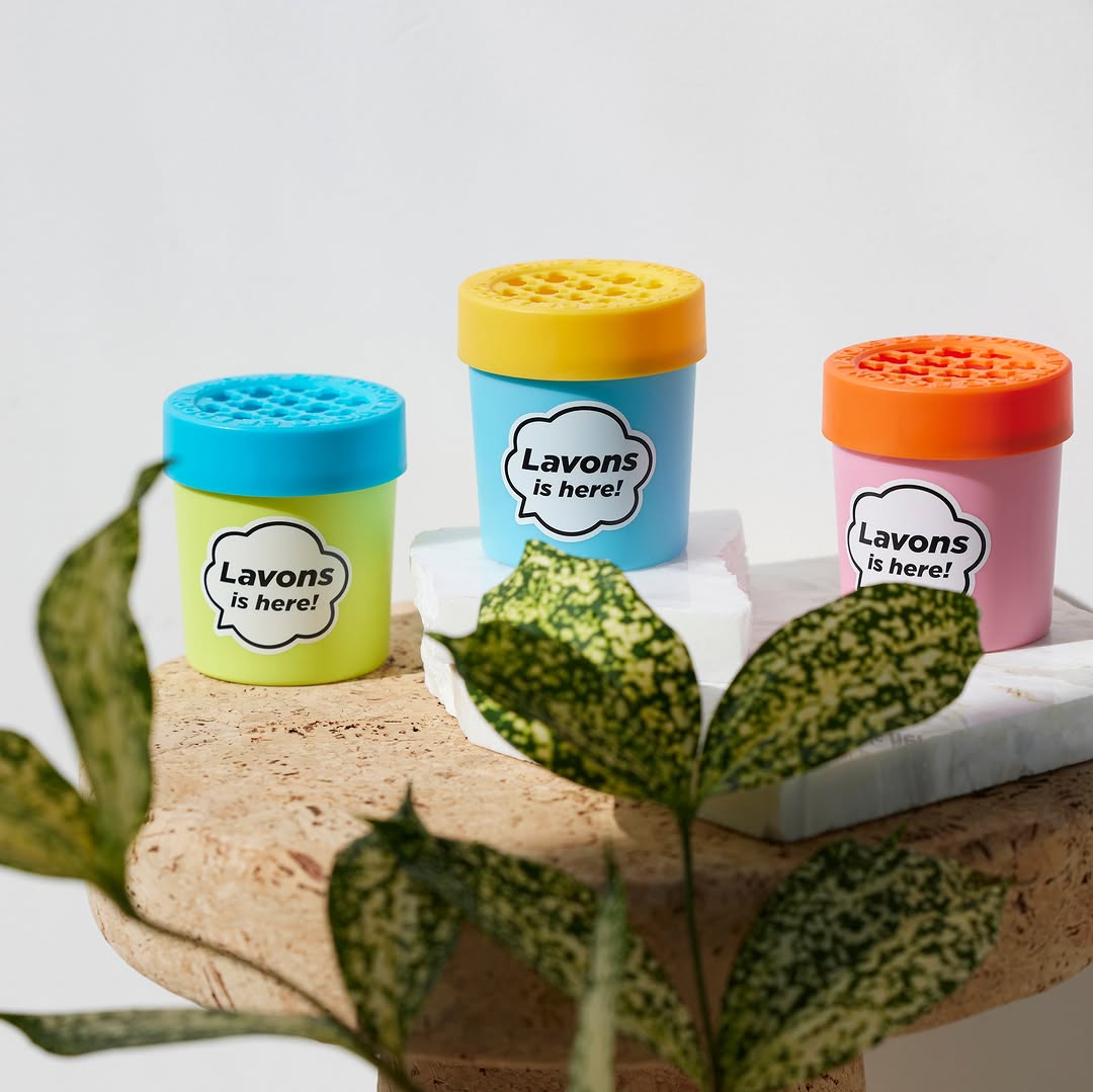 LAVONS Car Fragrance Gel Series on marble stand